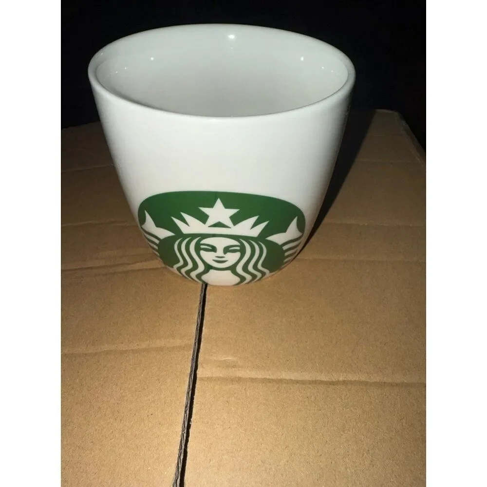 Starbucks‎ 2017 Classic Green Mermaid Logo 16.9 oz/ 500 mil
